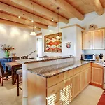 Bishops Lodge Villa Corazones, 3 Bedrooms, Sleeps 6, Fireplaces, WiFi,