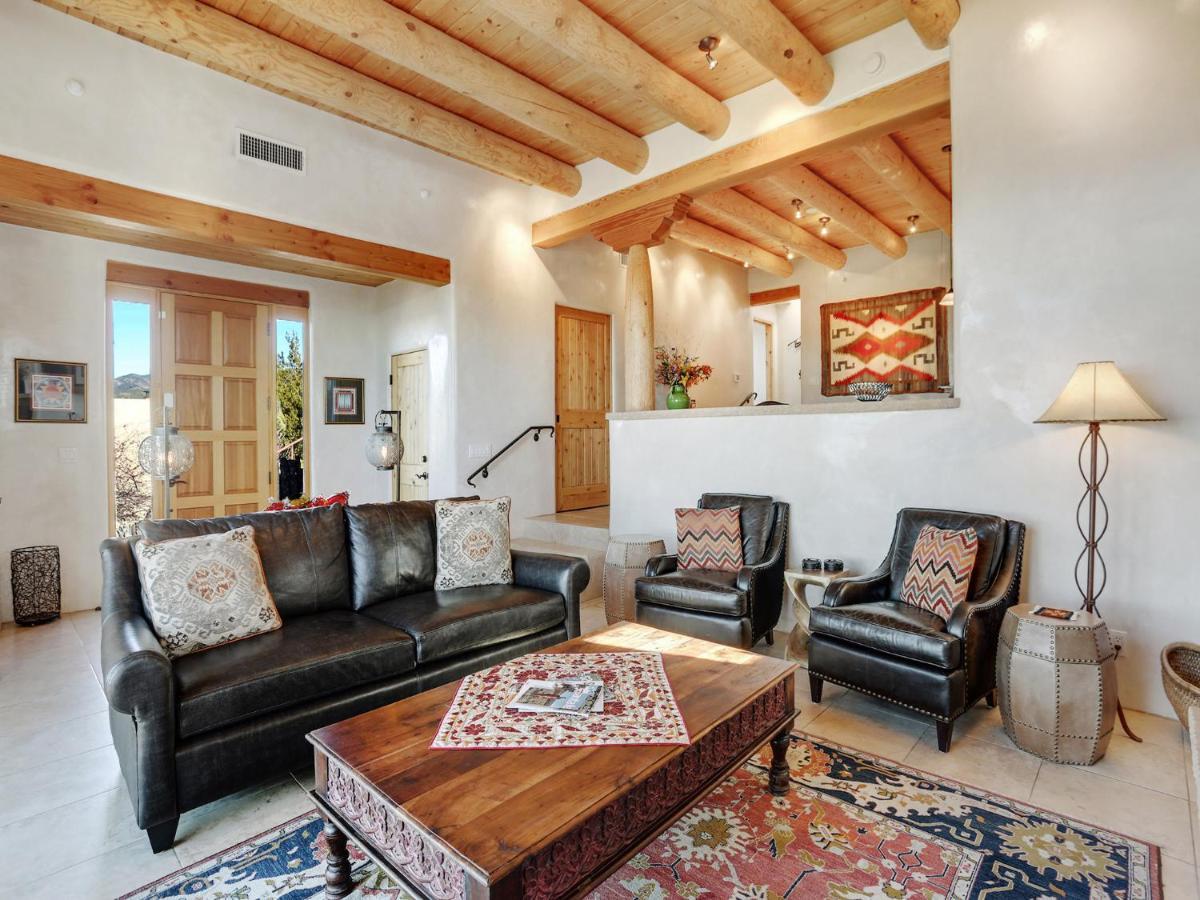 Bishops Corazones, 3 Bedrooms, Sleeps 6, Fireplaces, Wifi, Vakantiehuis Santa Fe