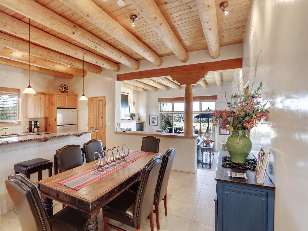 Bishops Corazones, 3 Bedrooms, Sleeps 6, Fireplaces, Wifi, Santa Fe